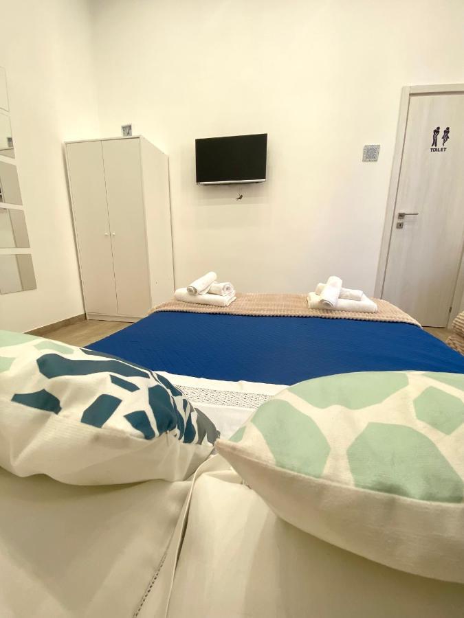 נאפולי Airys B&B - Holiday House מראה חיצוני תמונה
