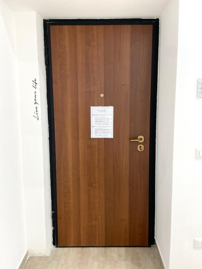 נאפולי Airys B&B - Holiday House מראה חיצוני תמונה