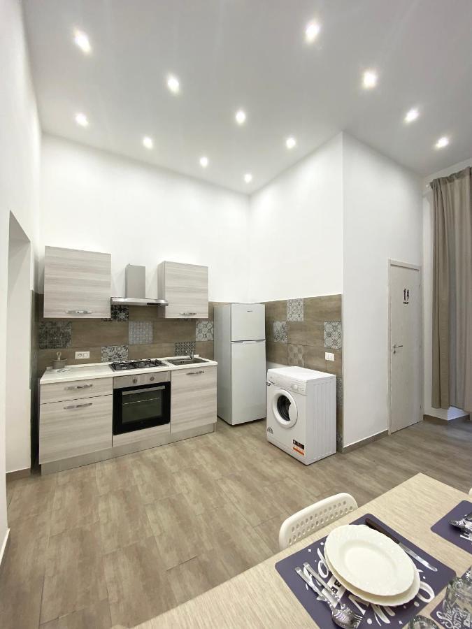 נאפולי Airys B&B - Holiday House מראה חיצוני תמונה