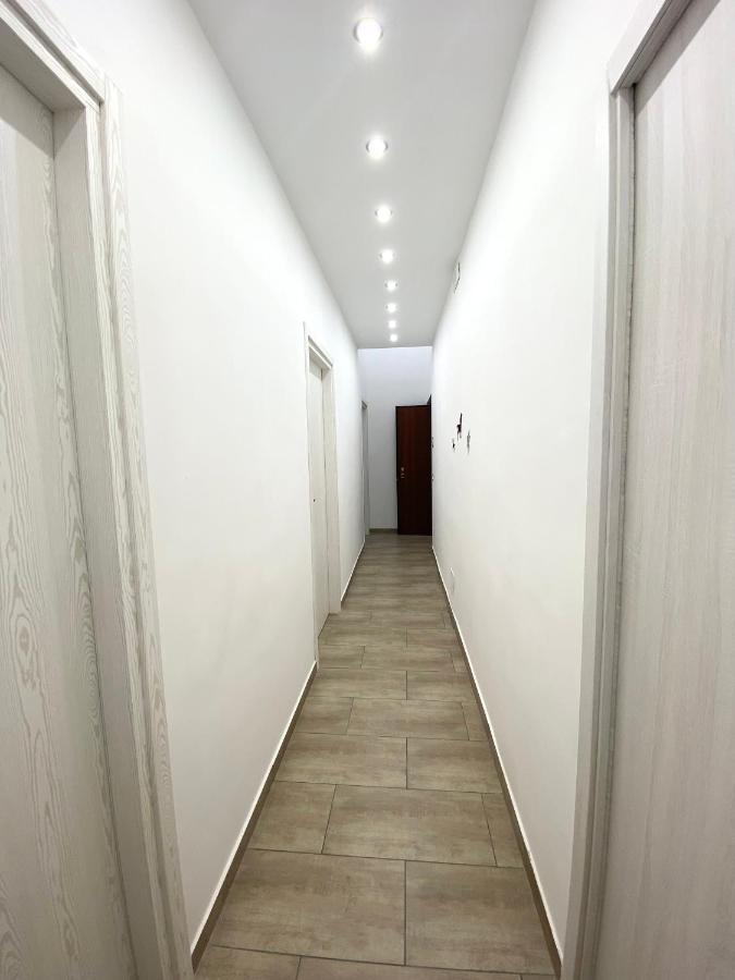 נאפולי Airys B&B - Holiday House מראה חיצוני תמונה