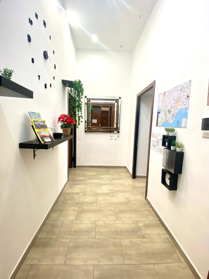 נאפולי Airys B&B - Holiday House מראה חיצוני תמונה